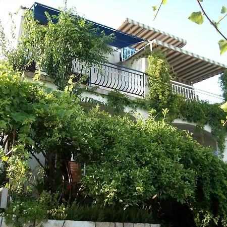 Apartments Seget Vranjica (215)