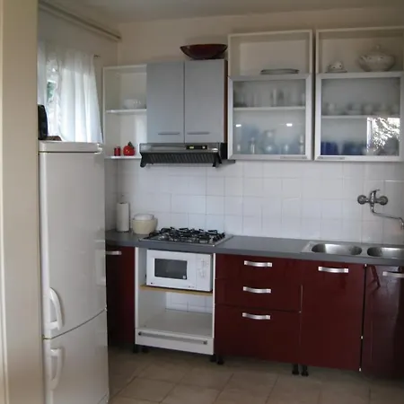 Apartments Seget Vranjica